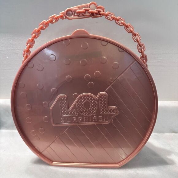 Kids Girls Toy Gold Glitter LOL Surprise Round Case with Dolls & RARE Accessorie - Picture 9 of 10